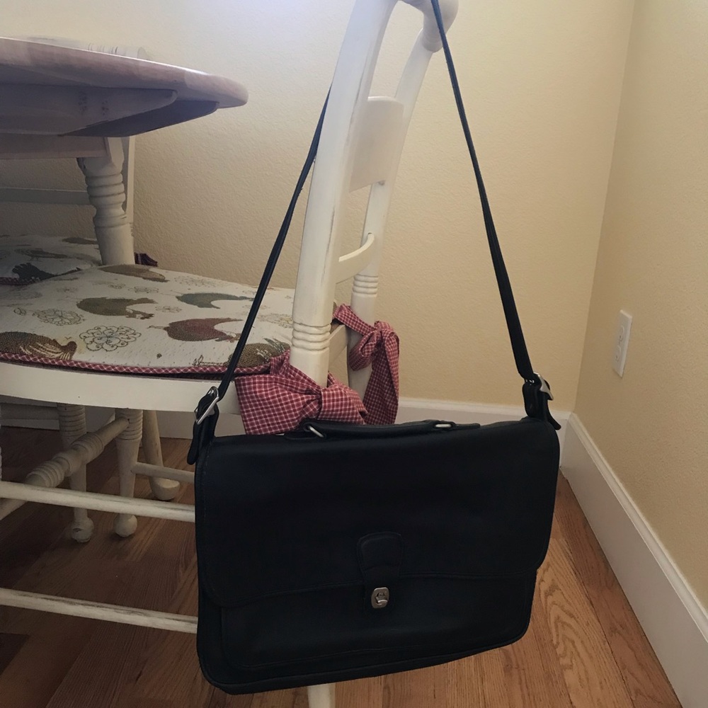 EUC Coach Black Leather Slim Satchel/briefcase
